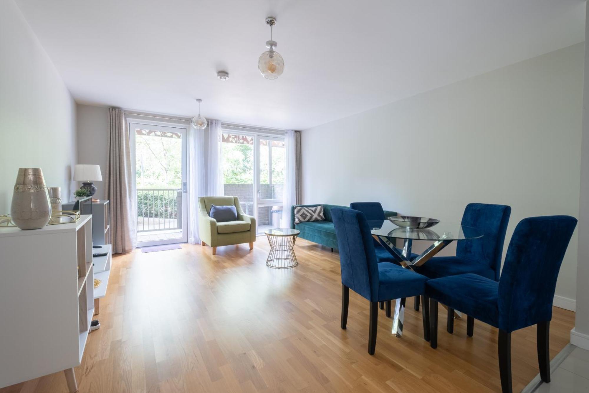 Brand New London Flat With Car Park Leilighet Eksteriør bilde