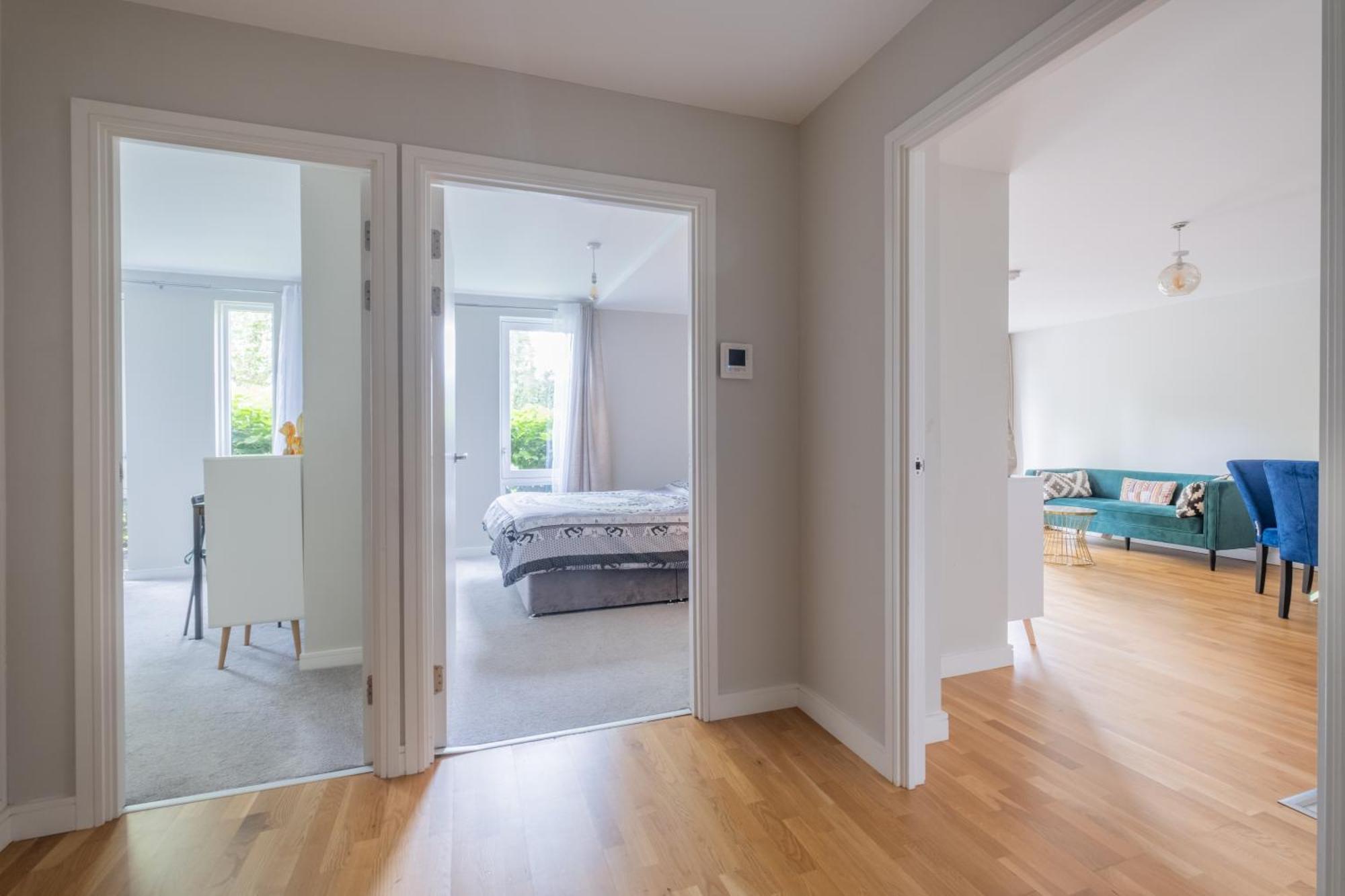 Brand New London Flat With Car Park Leilighet Eksteriør bilde