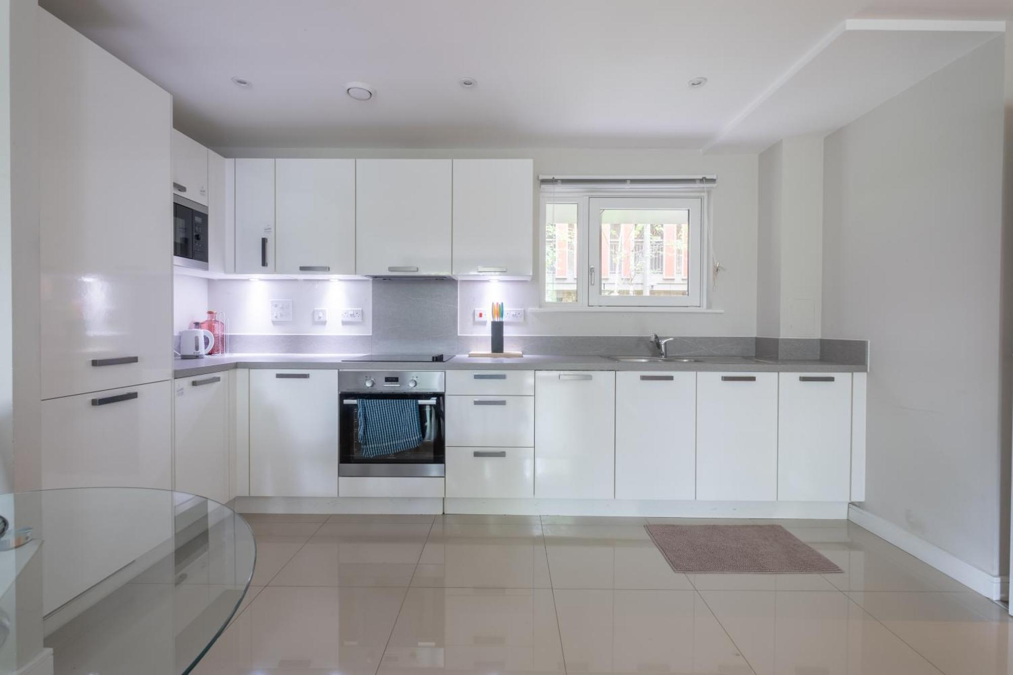 Brand New London Flat With Car Park Leilighet Eksteriør bilde