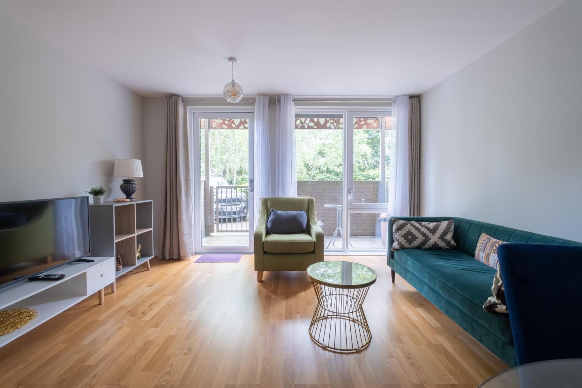 Brand New London Flat With Car Park Leilighet Eksteriør bilde