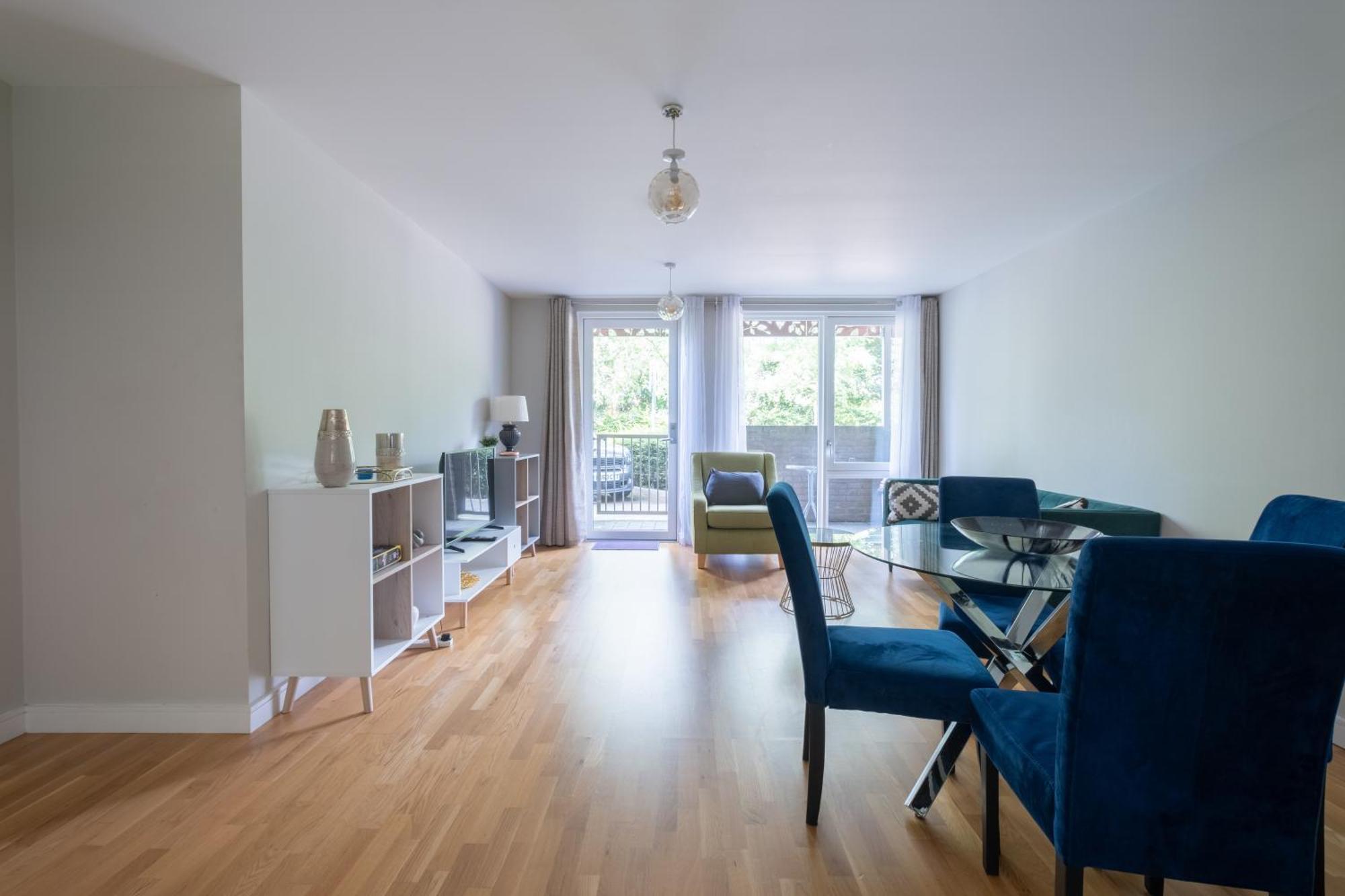 Brand New London Flat With Car Park Leilighet Eksteriør bilde